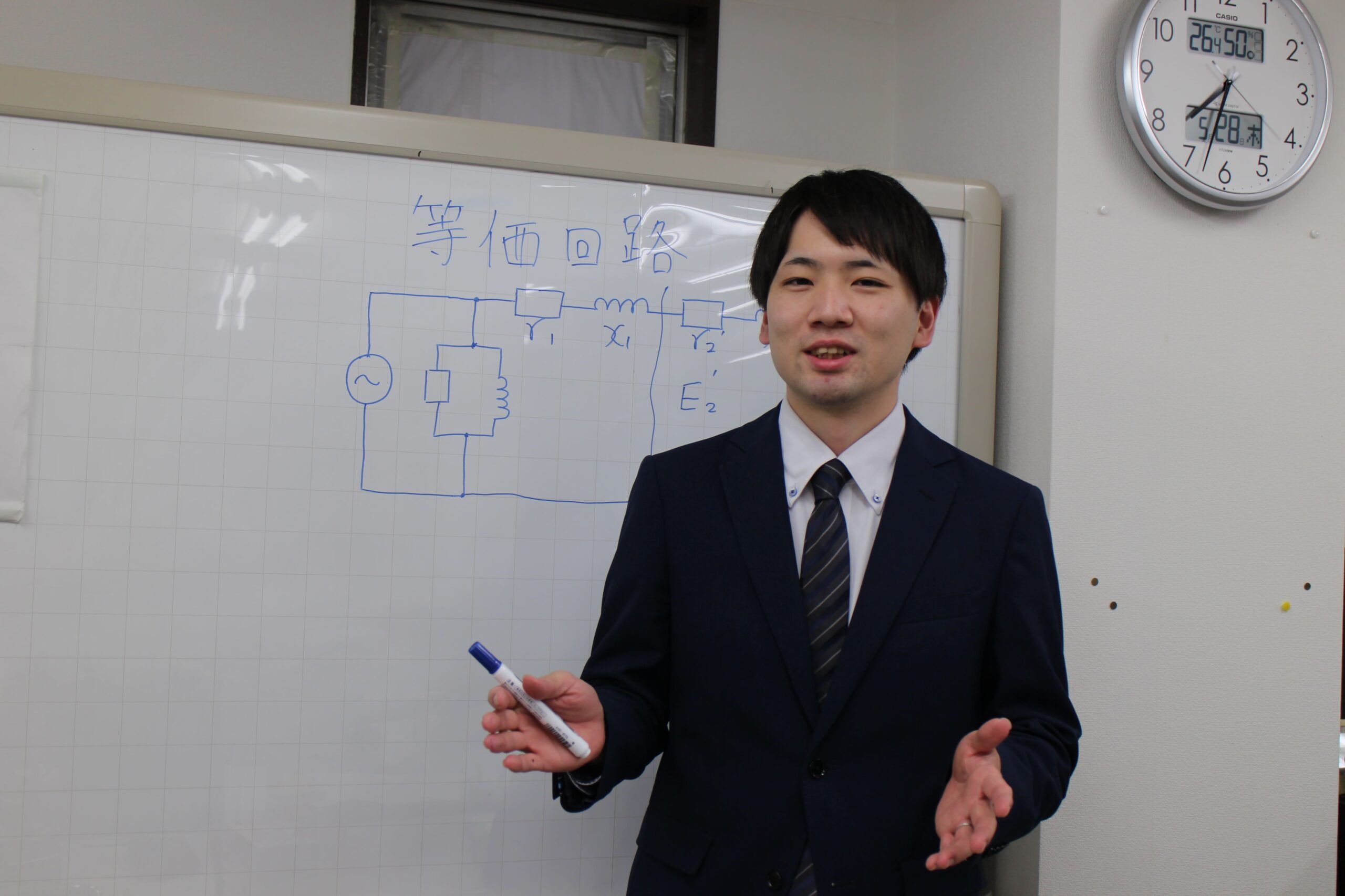 日本エネルギー管理センター専任講師 吉田